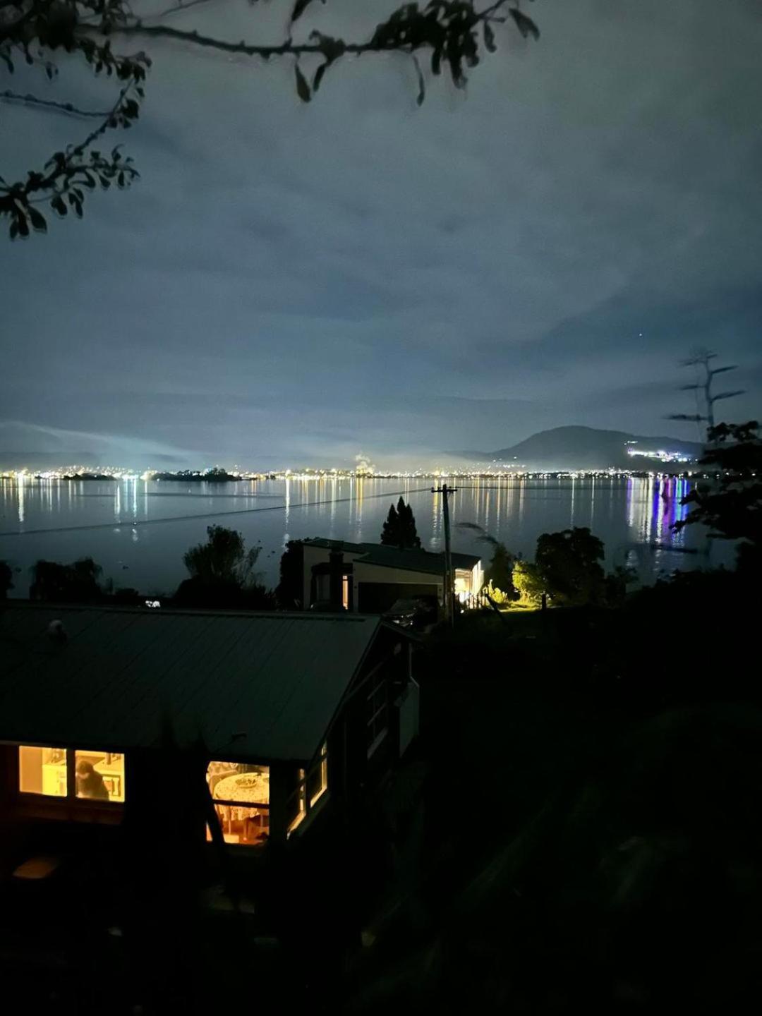 Rotorua Lakes Cottage Екстер'єр фото
